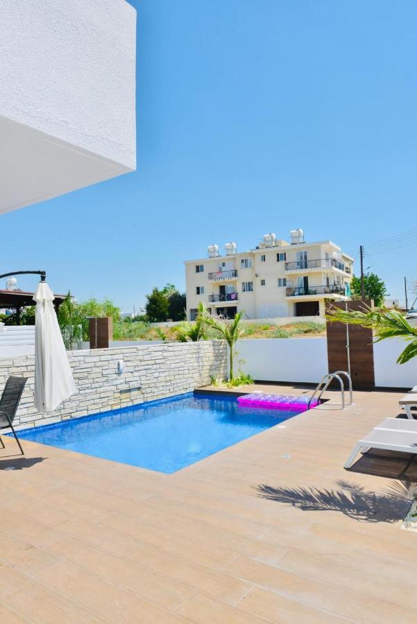 Melanos Residence 2 Bdrm Townhouse With Private Pool Klorakas Ngoại thất bức ảnh
